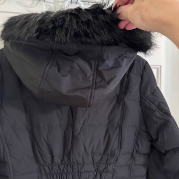 Michael Kors Black Down Hooded Long Puffer Coat Faux Fur Trim Gold Hardware Sz M - Picture 7 of 13